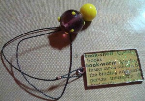 Book Thong